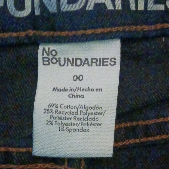 No Boundaries Women's Deep Indigo Flare Jeans - Picture 3 of 6